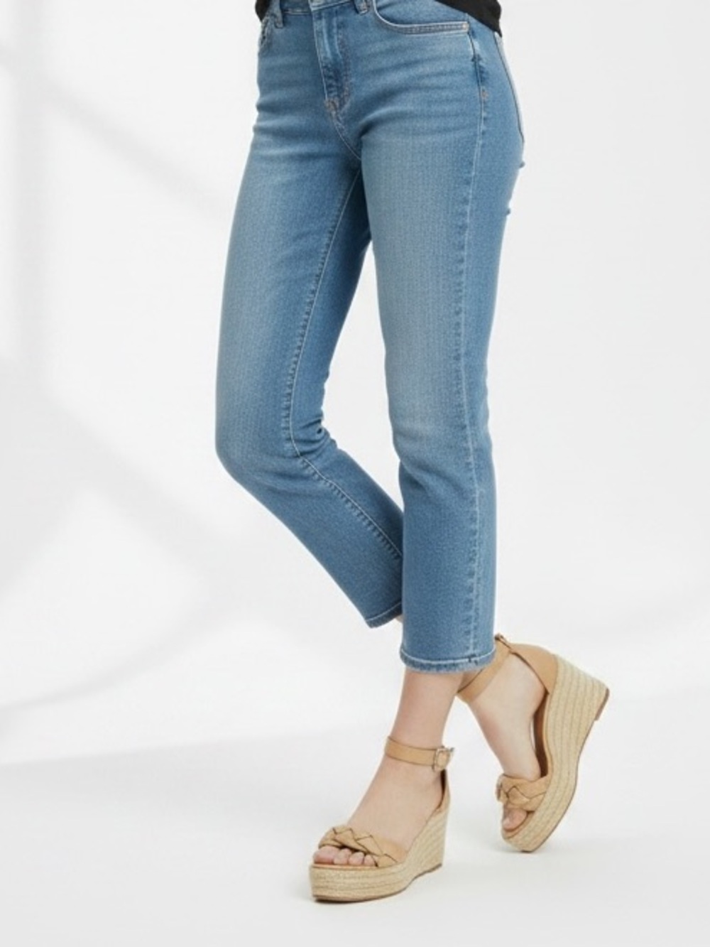 EUC Calvin Klein Platform Sandals Size 9